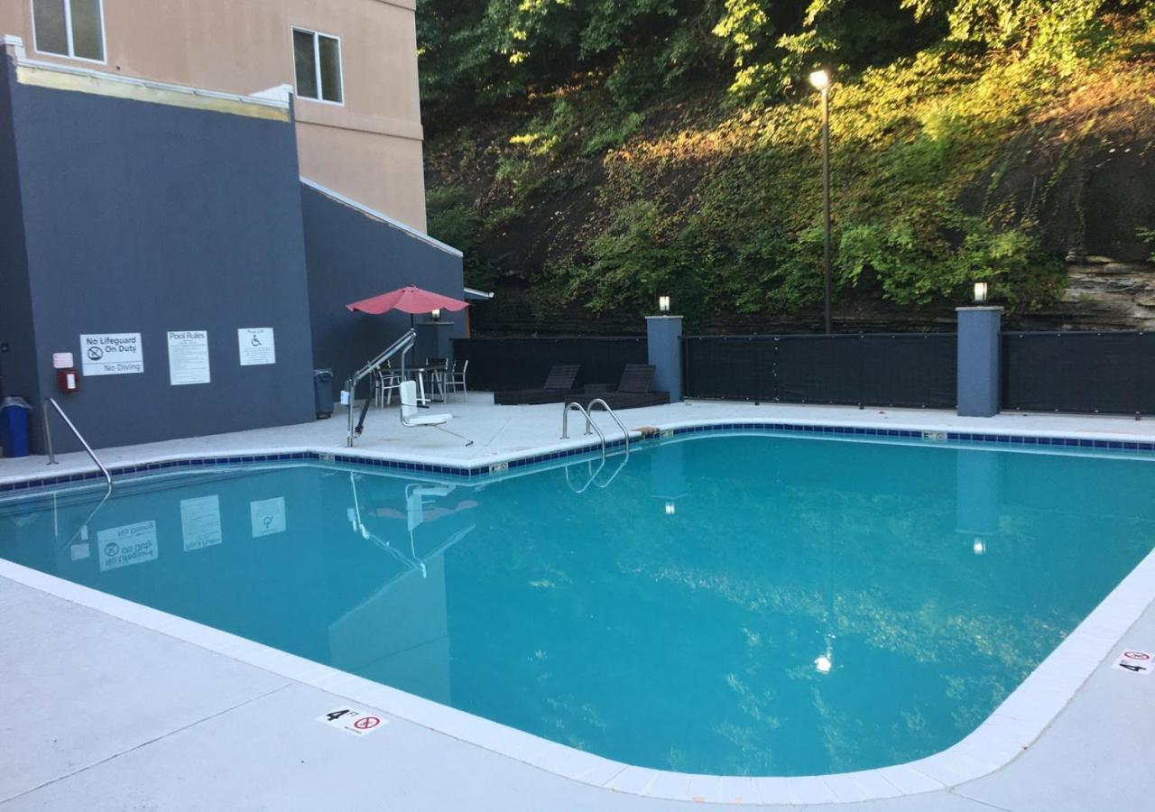 Comfort Suites Airport Nashville Eksteriør billede
