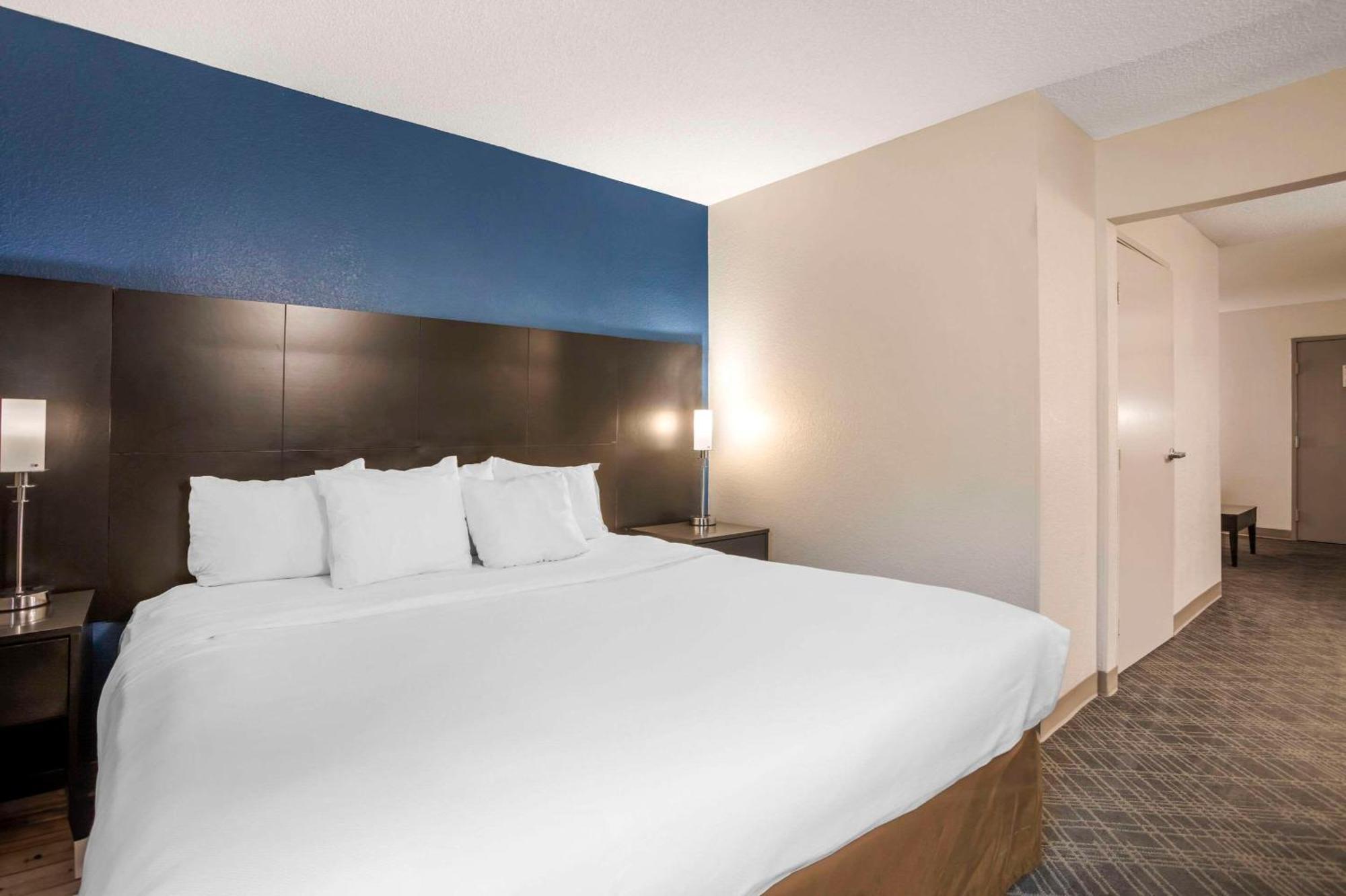 Comfort Suites Airport Nashville Eksteriør billede