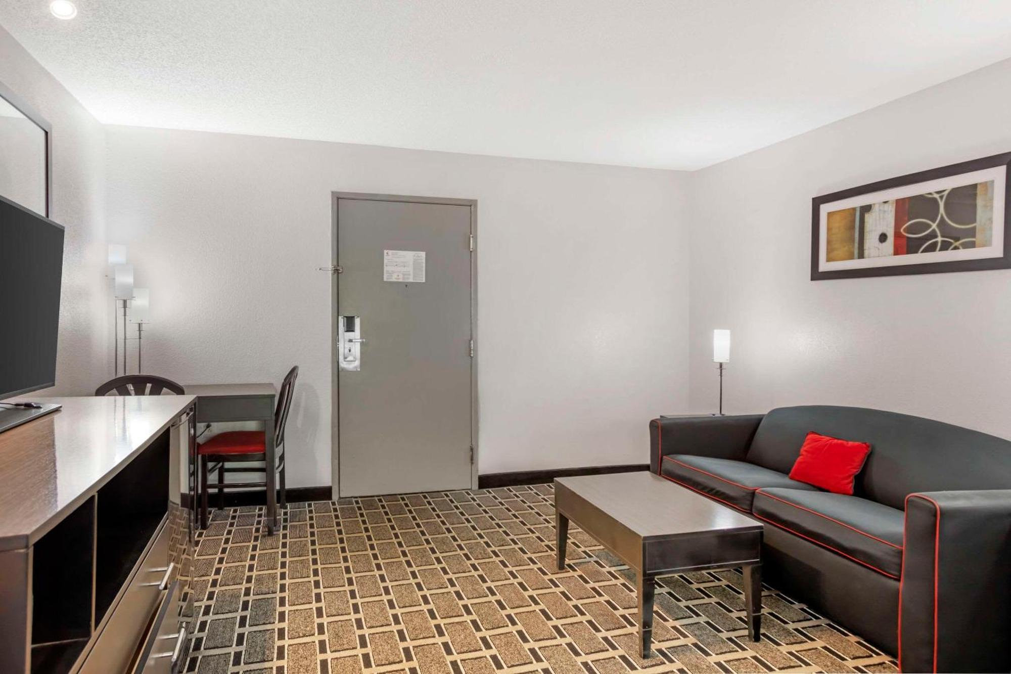 Comfort Suites Airport Nashville Eksteriør billede