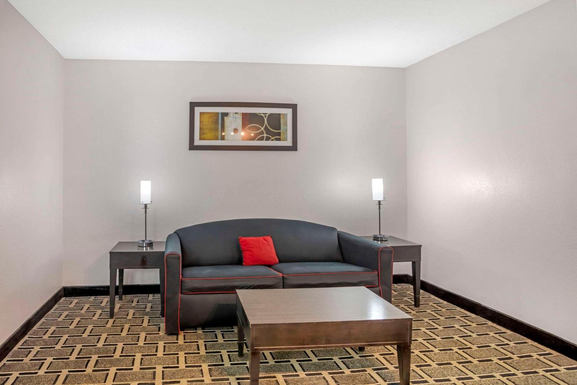 Comfort Suites Airport Nashville Eksteriør billede